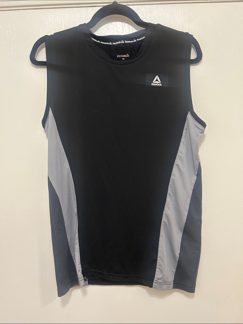 Reebok Athletic Tank, youth XXL (18)